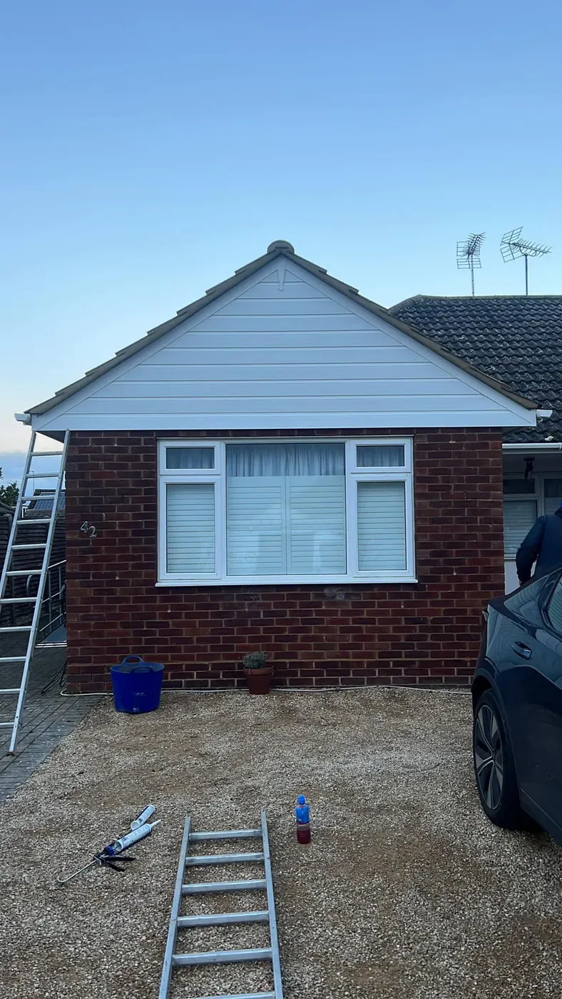 Fascias and guttering by Union Roofing in Berkshire (7)