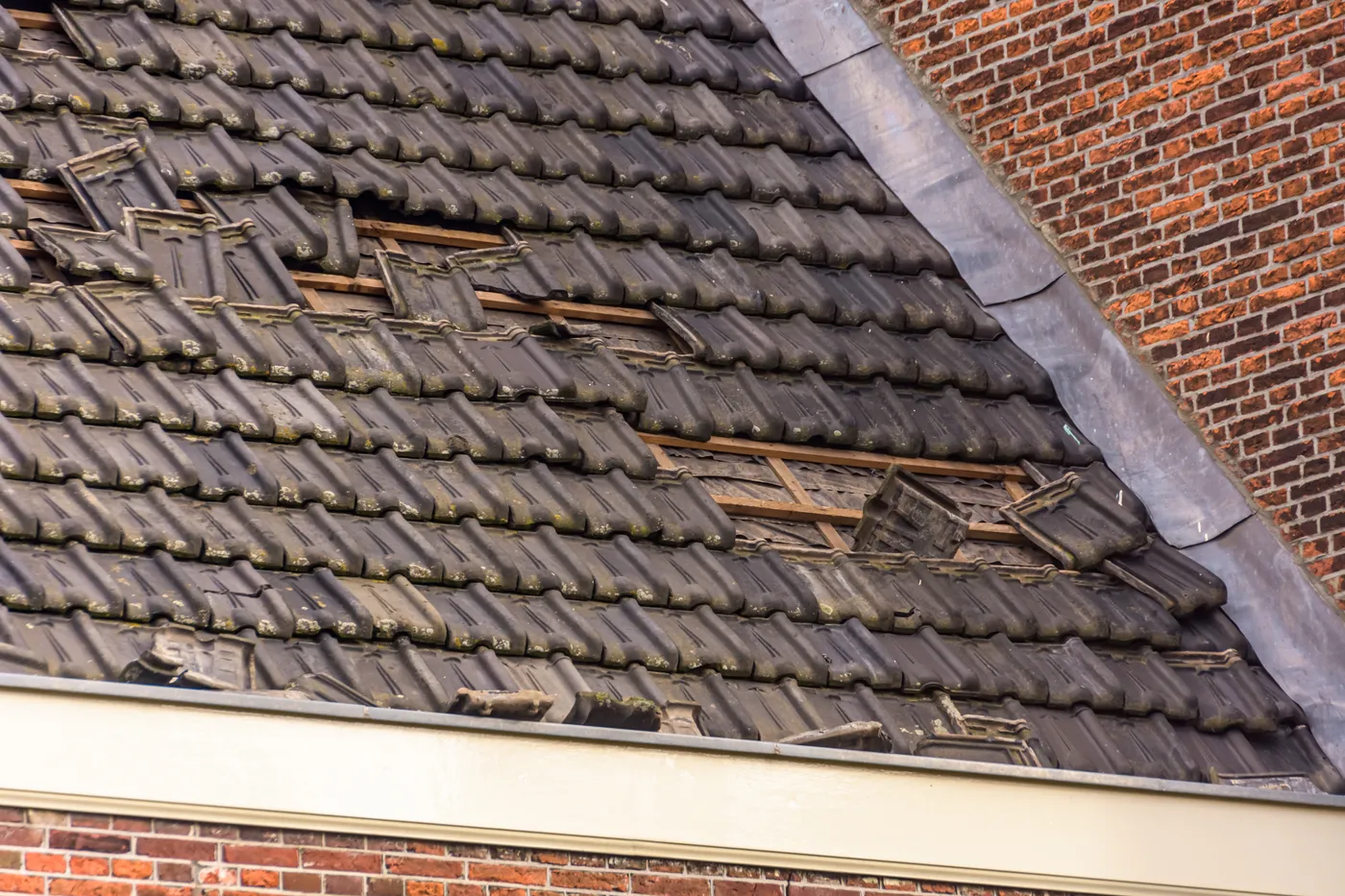 Emergency Roofing detail